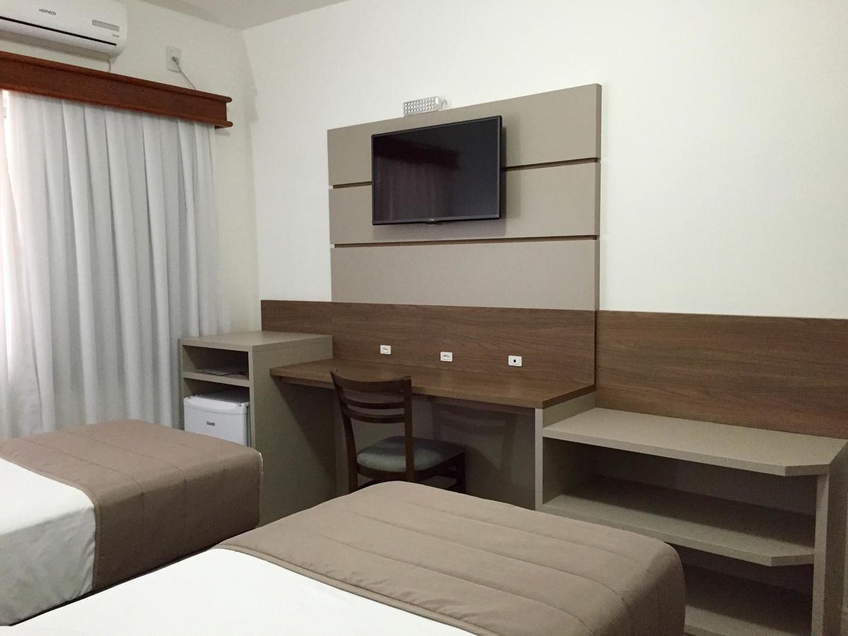 Hotel Romer 因达亚尔 外观 照片